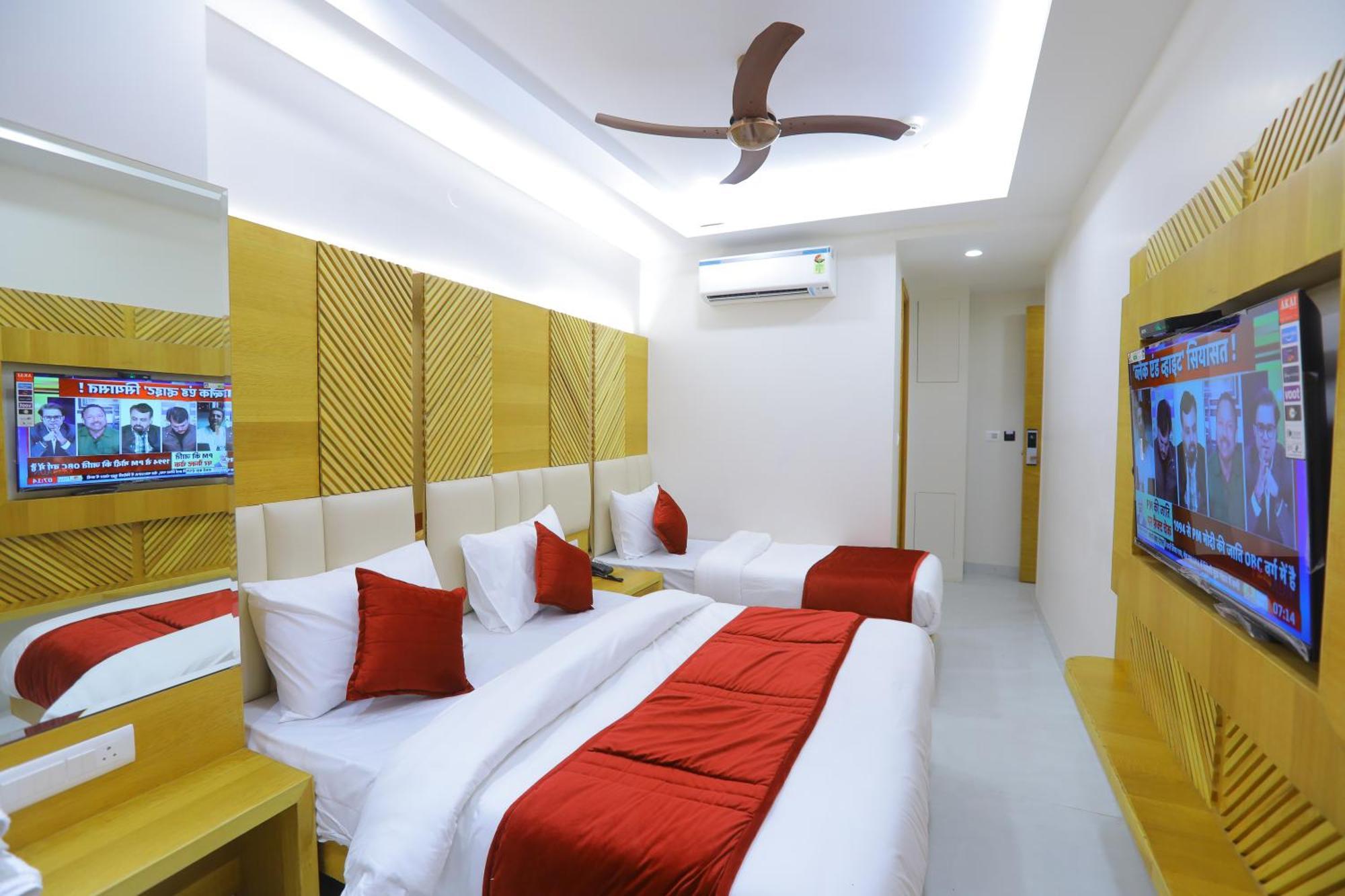 Hotel Glitz - Walk In From New Delhi Railway Station Экстерьер фото